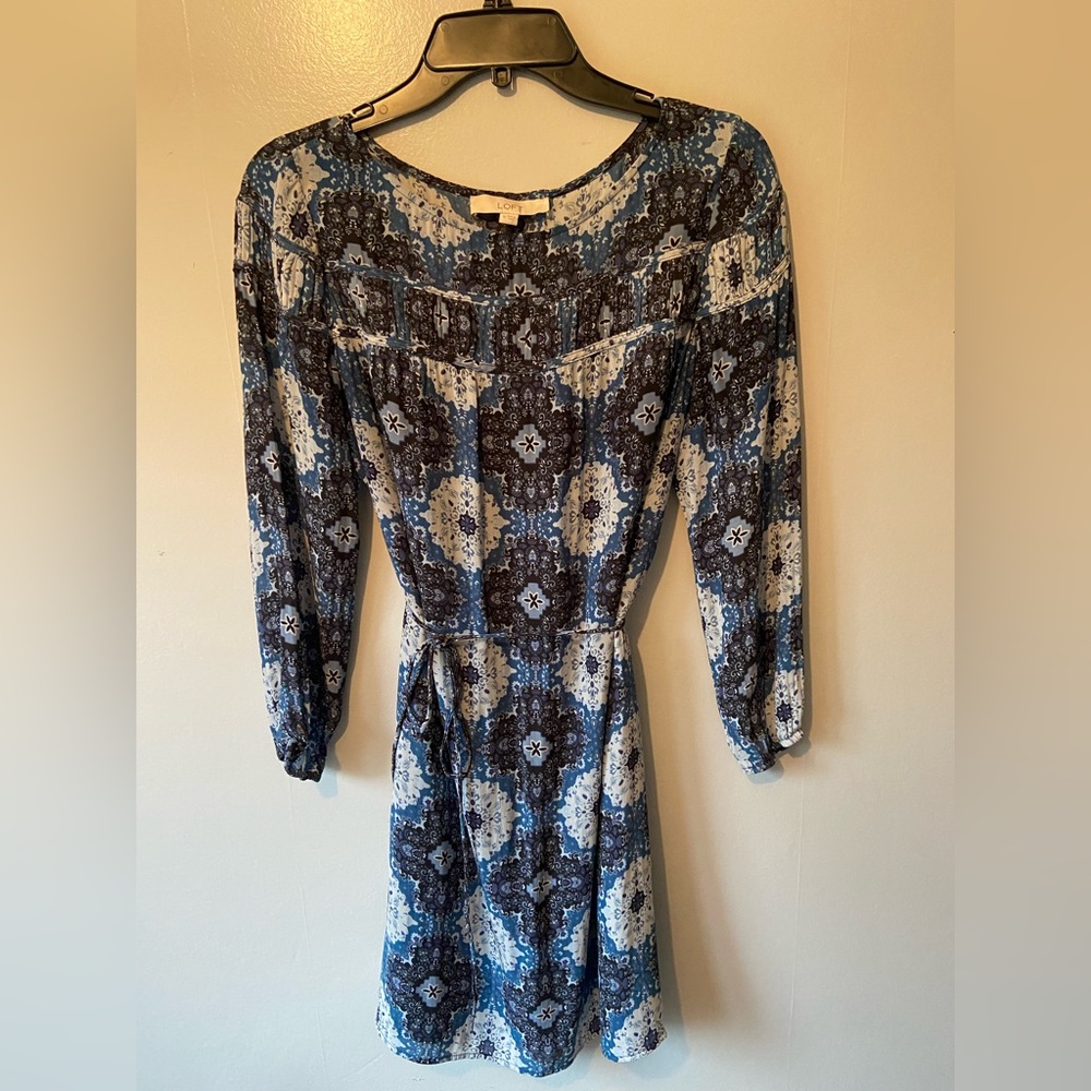 Blue geometric printed dress